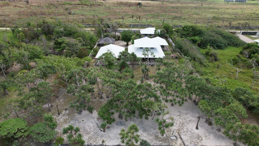 Villa Sarangkita - Your Private Beachfront Paradise!