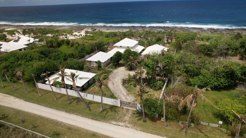 Villa Sarangkita - Your Private Beachfront Paradise!