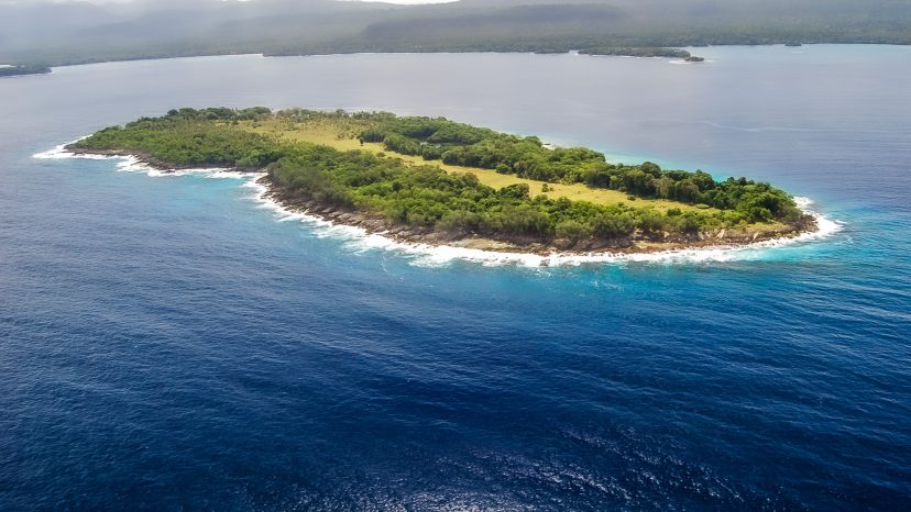 URELAPA ISLAND - A ONCE-IN-A-LIFETIME OPPORTUNITY!