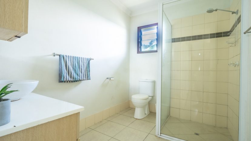 Dual Investment Opportunity - Mele Cove, Vanuatu