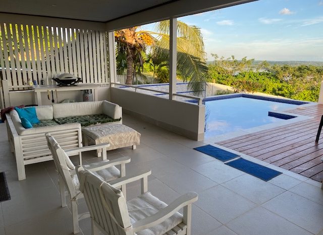 A Prestigious Bellevue Heights Residence - Perfect Home or Investment