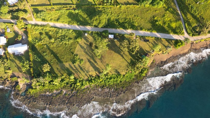 Prime Waterfront Property in Mele Bay – Endless Opportunities Await!