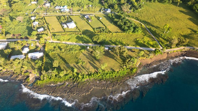 Prime Waterfront Property in Mele Bay - Endless Opportunities Await!