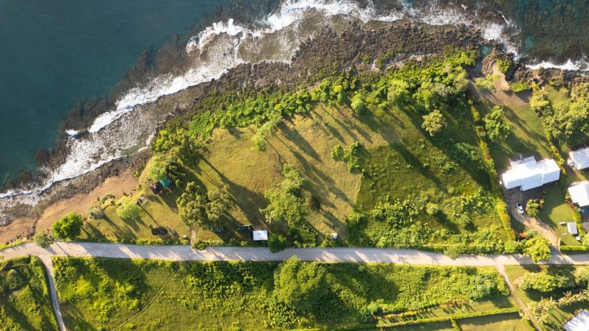 Prime Waterfront Property in Mele Bay - Endless Opportunities Await!