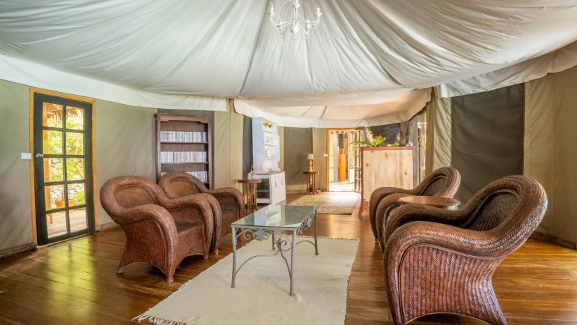 Hidden Cove Eco Retreat - Waterfront Eco-Luxury Investment