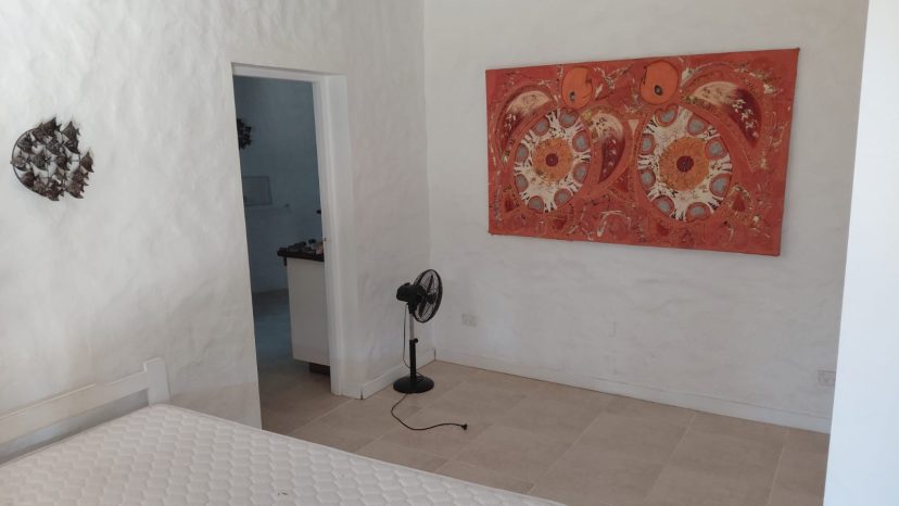 Mele Bay - Peace, Privacy & Country Cottage Charm
