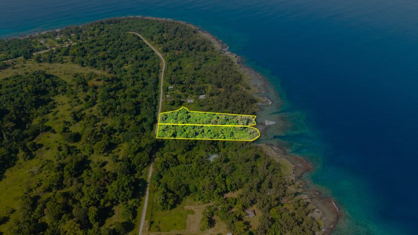 Rare Waterfront Opportunity - Double Lot in Prestigious Pangona Estate