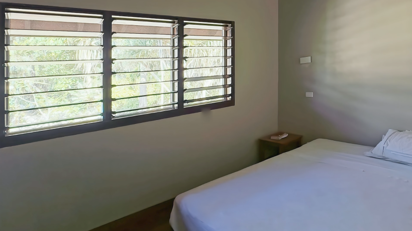 Ocean-Front Retreat, Devils Point, Efate