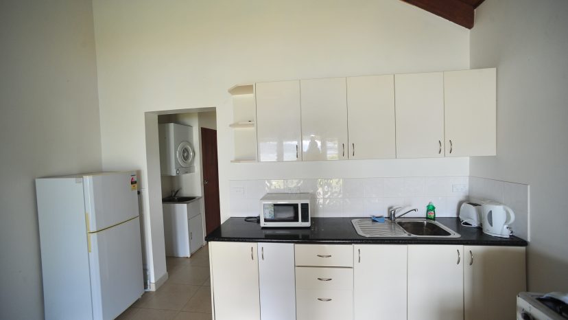 Beachfront Bliss Awaits at Mele Cove Estate