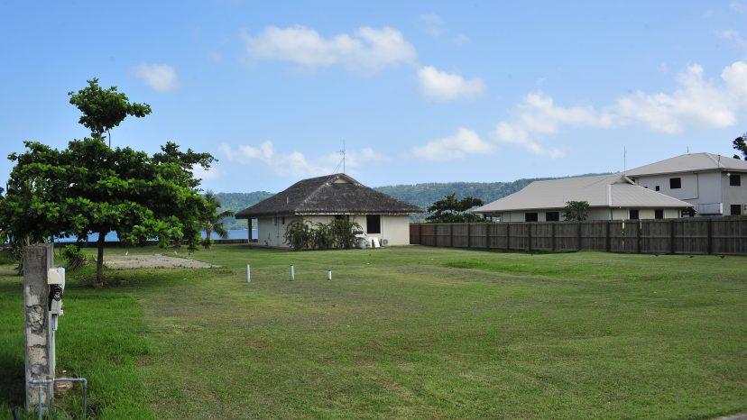 Beachfront Bliss Awaits at Mele Cove Estate