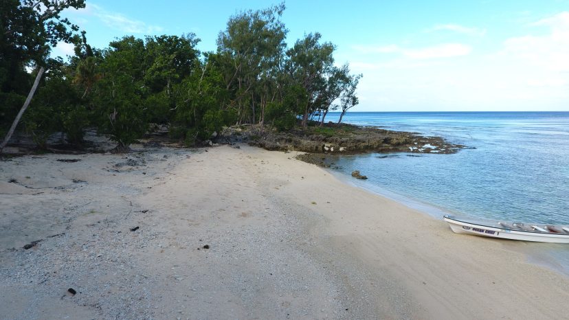 300 M Pristine Waterfront Property in Tukutuk, Vanuatu