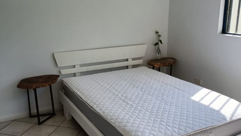 Spacious 3-Bedroom Apartment with Courtyard in Elluk