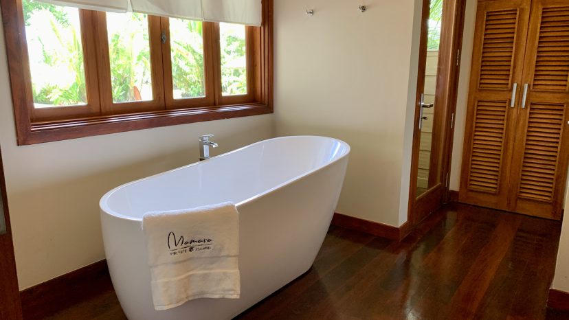 Island Paradise: Your Dream Home Awaits!